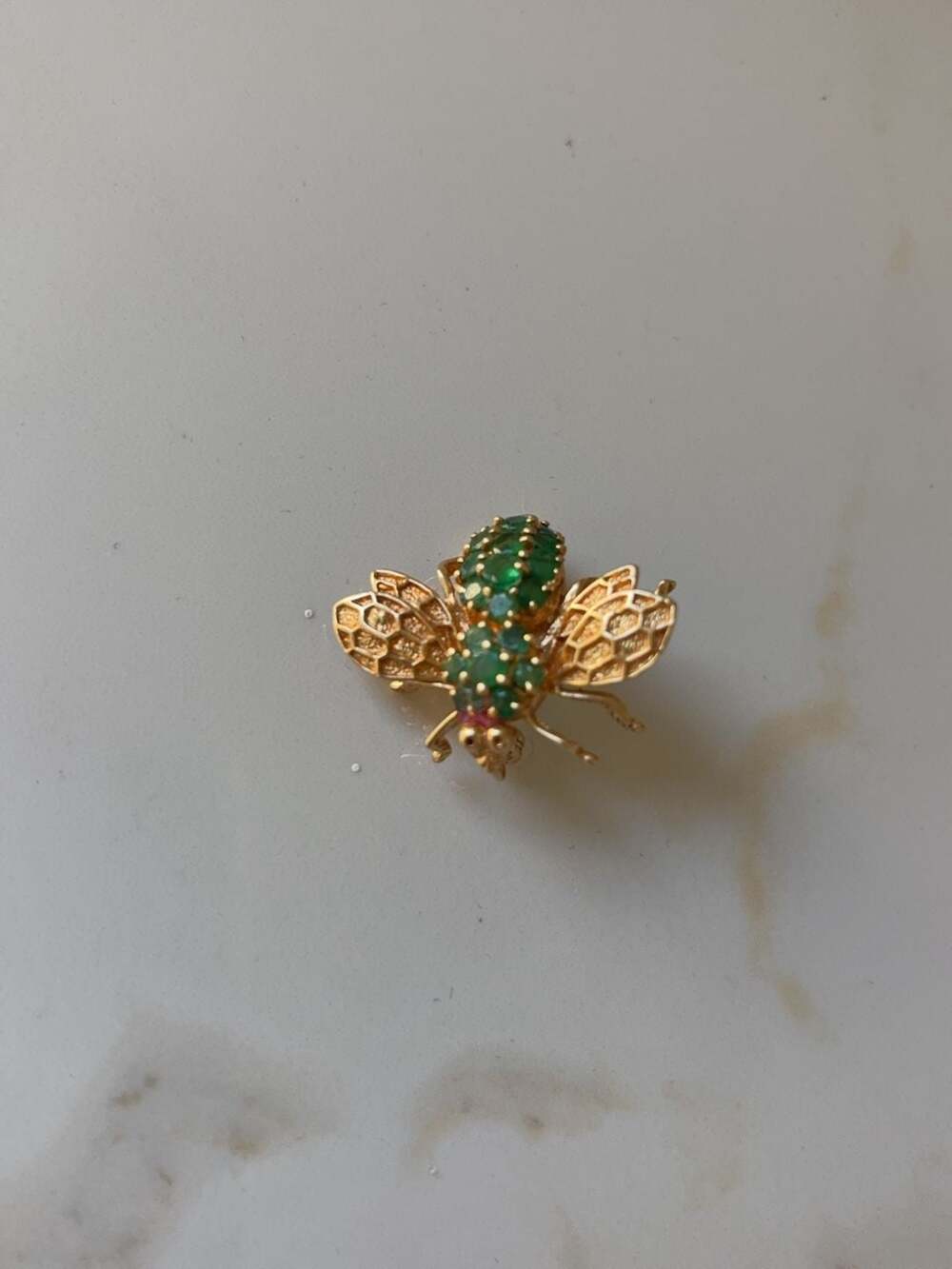 14K Yellow Gold Emerald and Ruby Bee Brooch
Large Bee Brooch/pin
